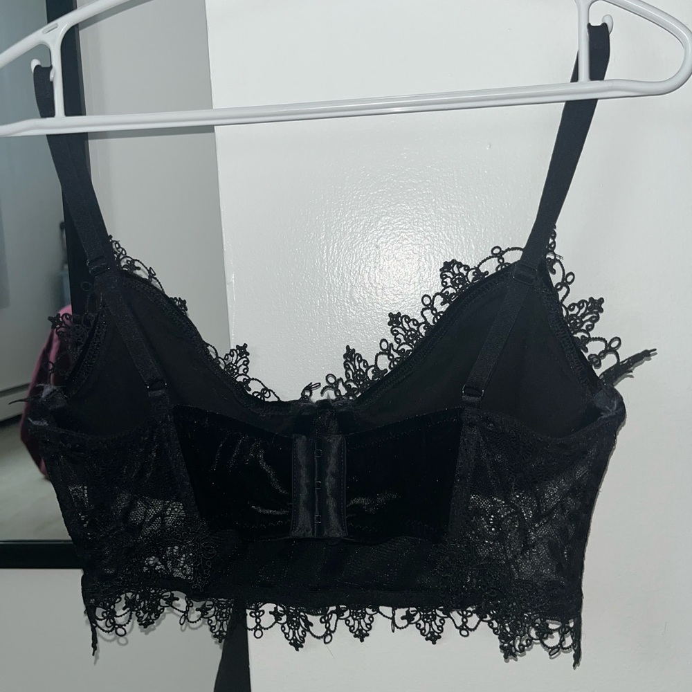 Dollskill widow bra - Picture 3 of 4